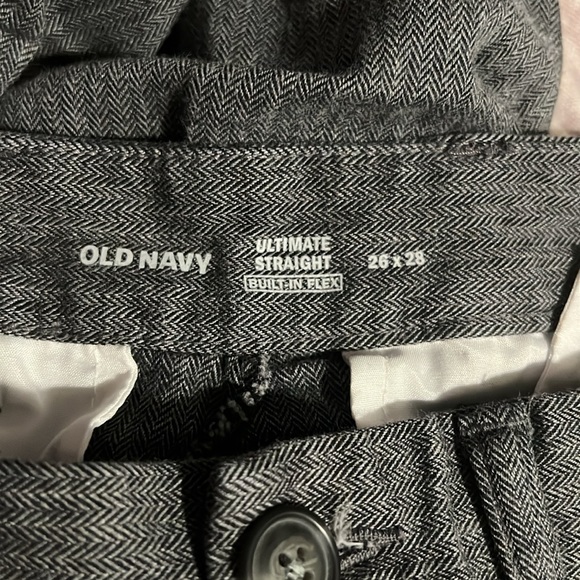 Old Navy ‘Ultimate Straight built in flex’ Herringbone pants 26x28 - Picture 7 of 9